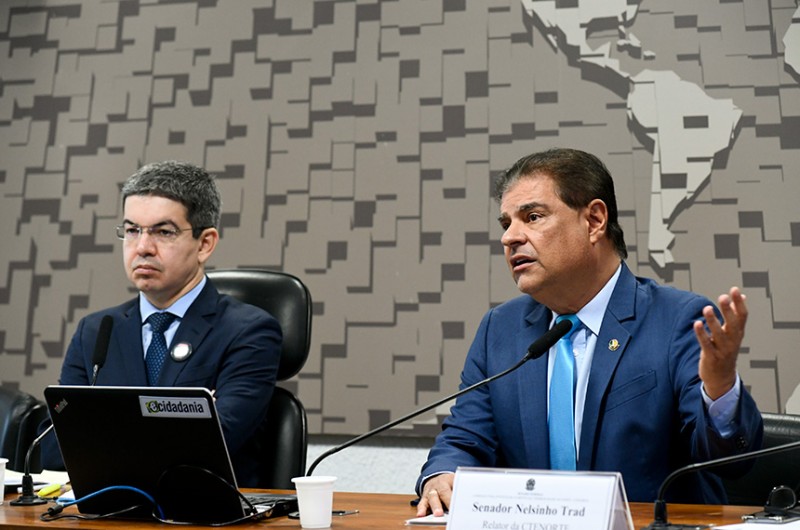 Projeto prevê porte de arma para fiscais da Funai