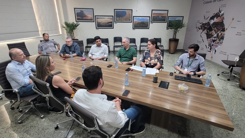 Prefeito em exercício recebe vice-governador em visita à Atenção Primária de Saúde