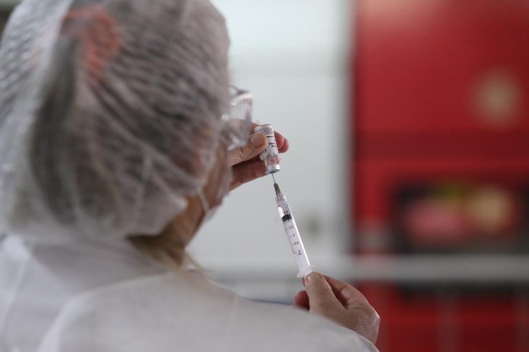 Entidades sugerem campanha de vacinação específica para diabéticos e obesos