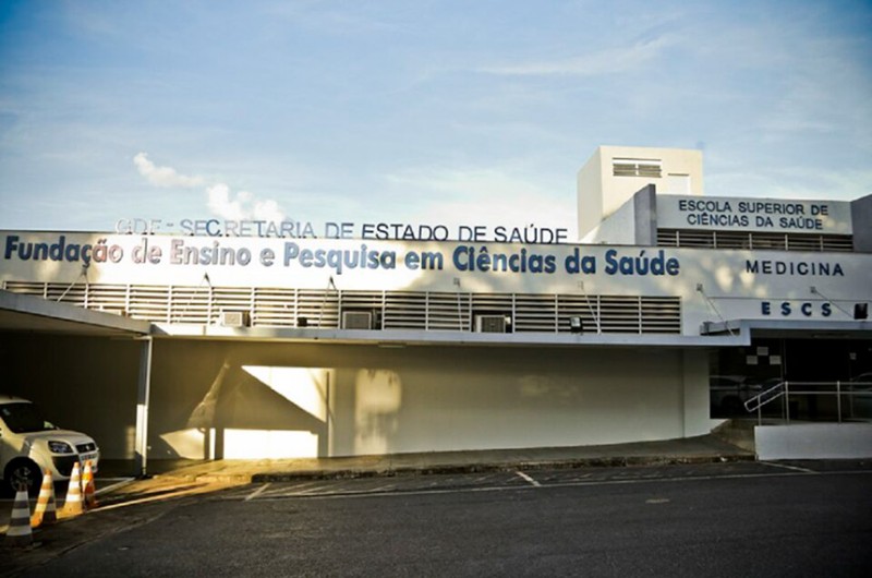 Sessão especial comemora 21 anos da Escola Superior de Ciências da Saúde