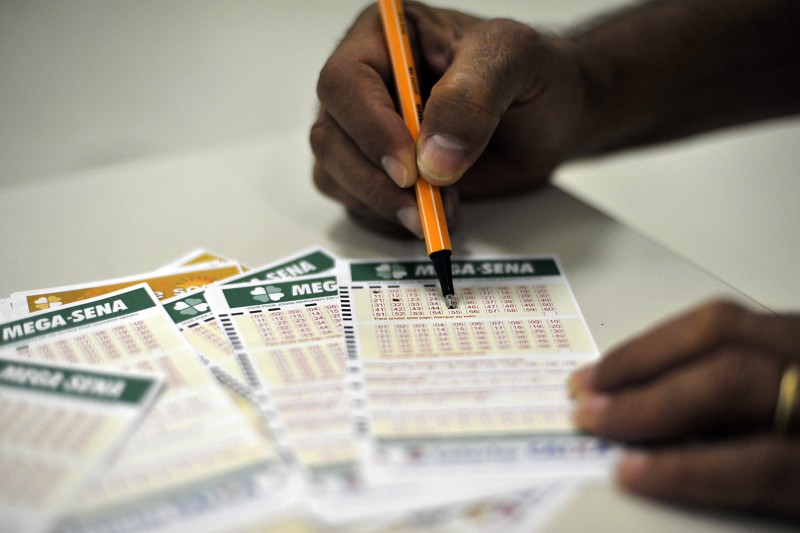 Mega-Sena deste sábado deve pagar prêmio de R$ 170 milhões