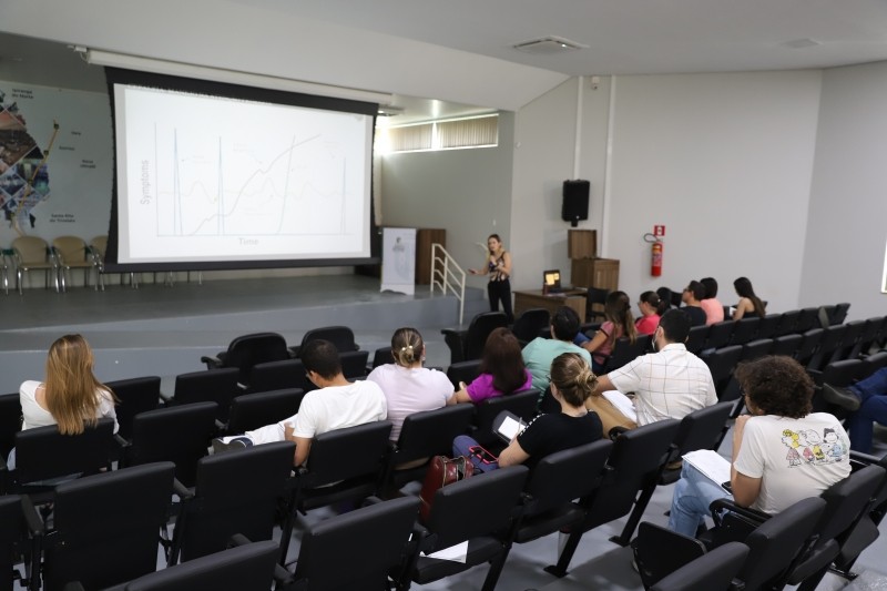 Médicos da Atenção Primária participam de capacitação sobre Cefaleia