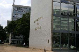 Defesa concentra um terço dos recursos para investimentos em 2023