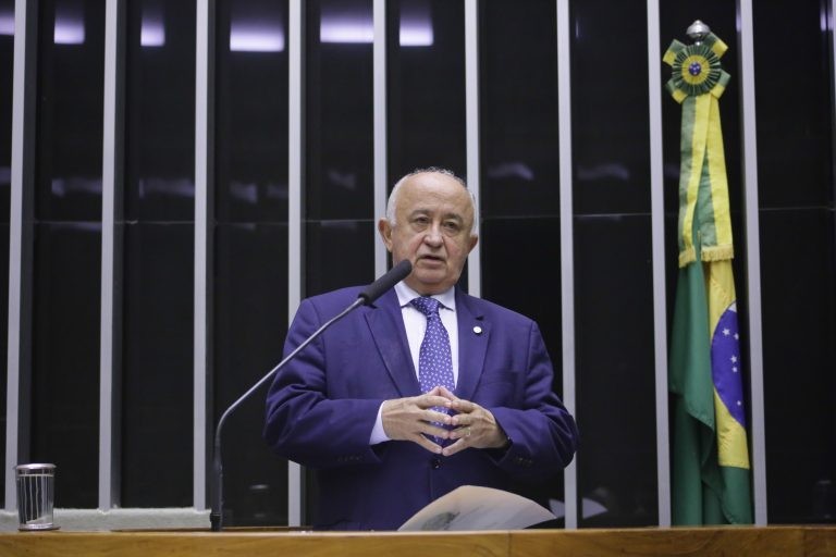 Deputado Júlio Cesar é o mais votado no Piauí