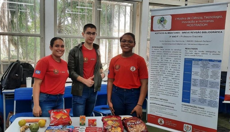 Mostra de Ciências em escola de Cuiabá tem 41 trabalhos apresentados