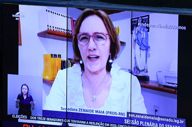 Zenaide critica Executivo por mais um corte de verbas para a educação