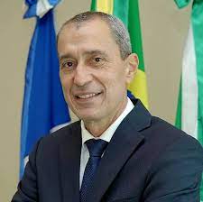 Prefeito anuncia desfiliação de partido esquerdista em apoio ao presidente Jair Bolsonaro