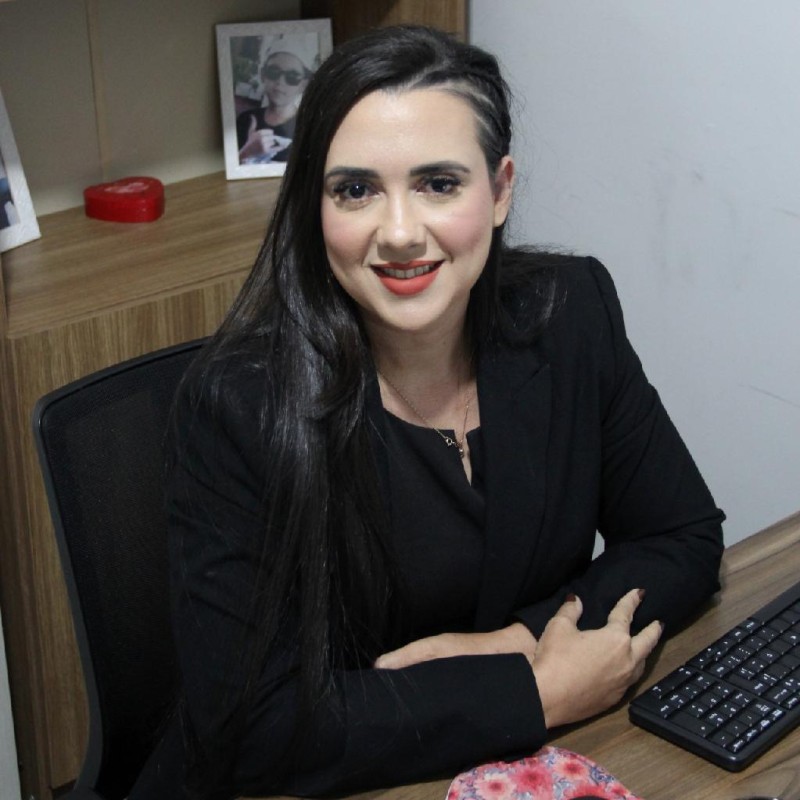 Contadora relata como realizou o sonho de abrir a própria empresa via internet em 10 minutos