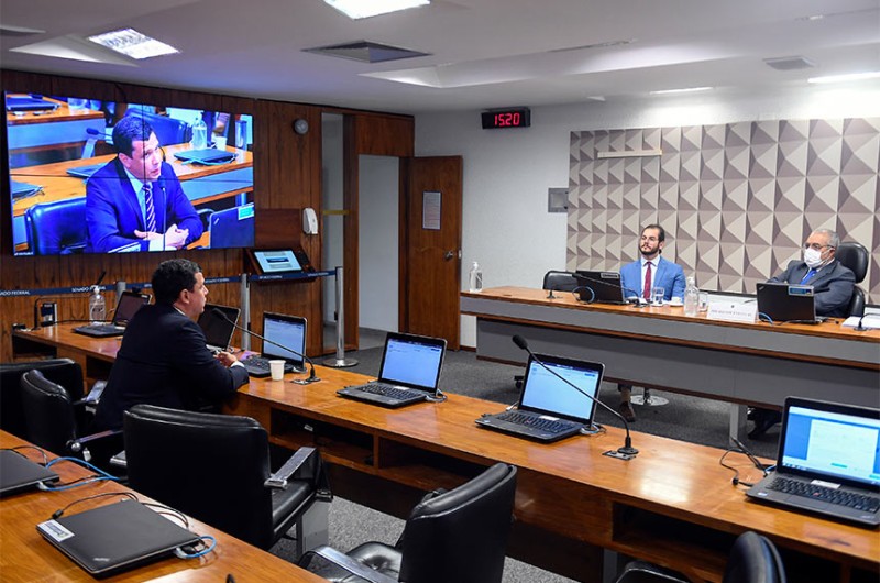 Comissão sobre migrações avalia plano de trabalho