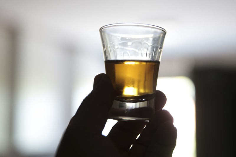 Cachaçarias começam recuperação pós-pandemia