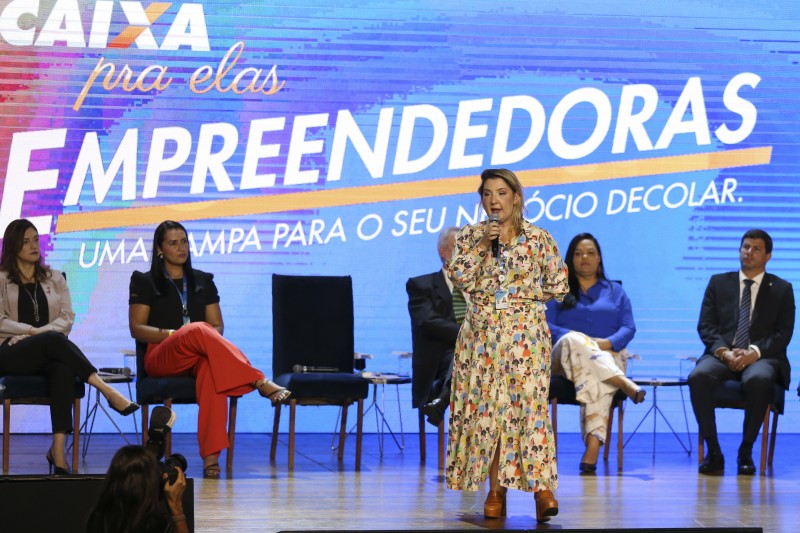 Caixa e Sebrae criam programa de estímulo ao empreendedorismo feminino