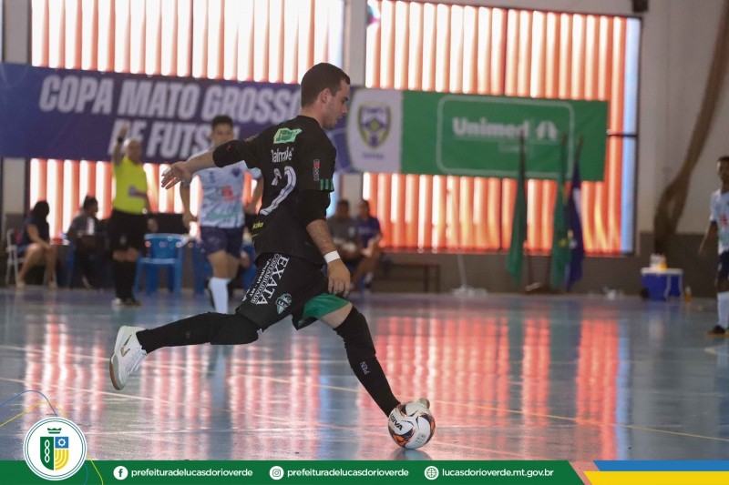 Jogos da Copa Mato Grosso de Futsal movimentam quadra de Lucas do Rio Verde