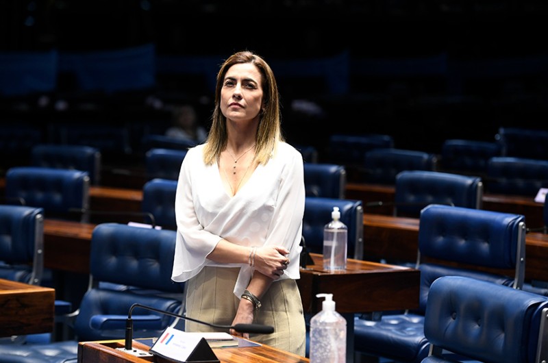 Trabalhador de empresa pública pode ter aposentadoria compulsória aos 75 anos