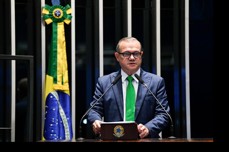 Wellington destaca dispensa de doação de vacina anticovid ao SUS