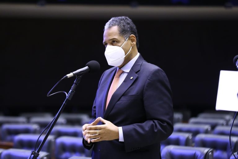 Comissão aprova proposta que estabelece regras para imunidade tributária de entidade beneficente