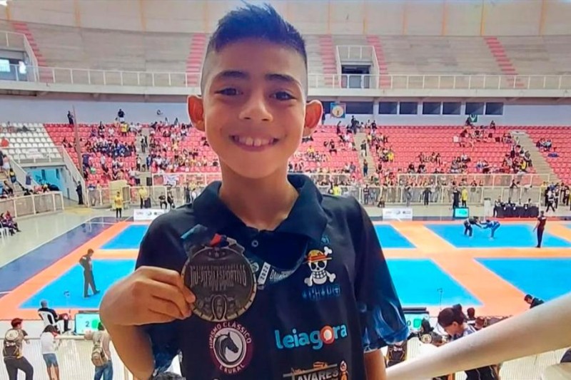 Secel-MT garante transporte para lutadores que representarão o estado no Campeonato Mundial de Jiu-Jitsu