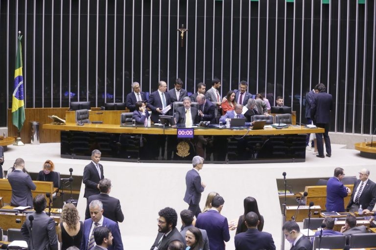 Câmara aprova em 2º turno PEC sobre eleição de cargos diretivos nos tribunais de Justiça