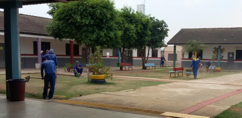 Reeducandos de Sinop trabalham na manutenção de escolas municipais e estaduais