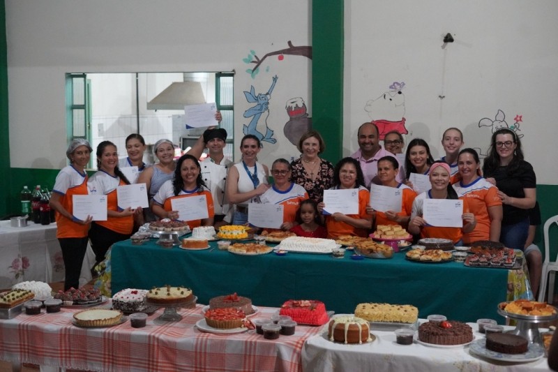 Curso de tortas e bolos é concluído com sucesso em Lucas do Rio Verde