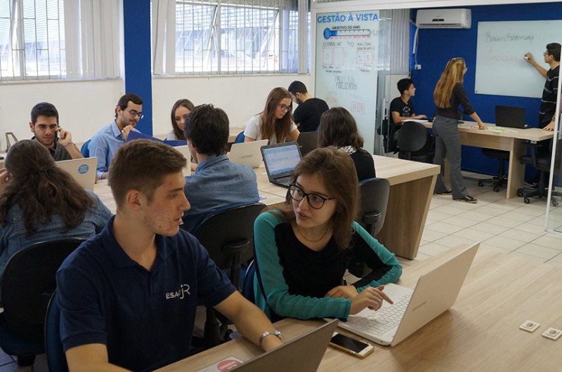 Plenário vai comemorar Dia do Empresário Júnior