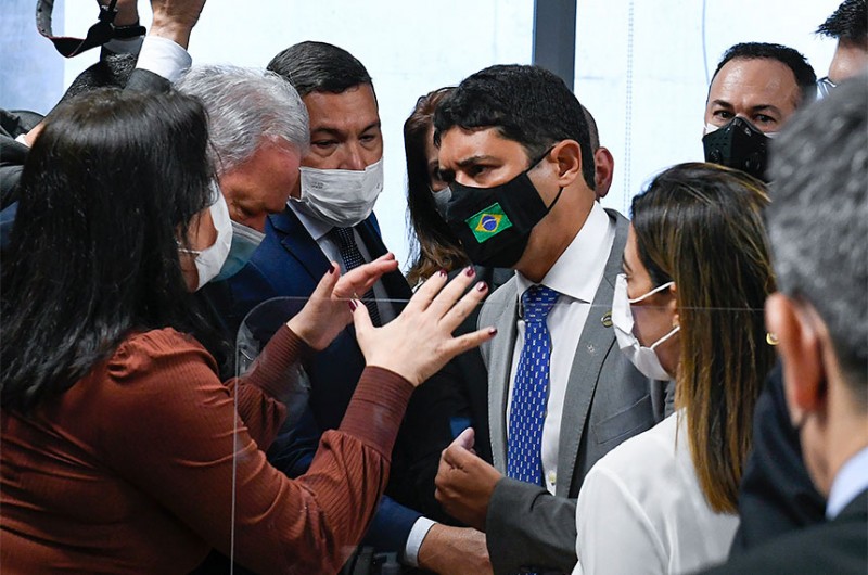 Ministro da CGU passa a investigado após ataque a Simone Tebet na CPI