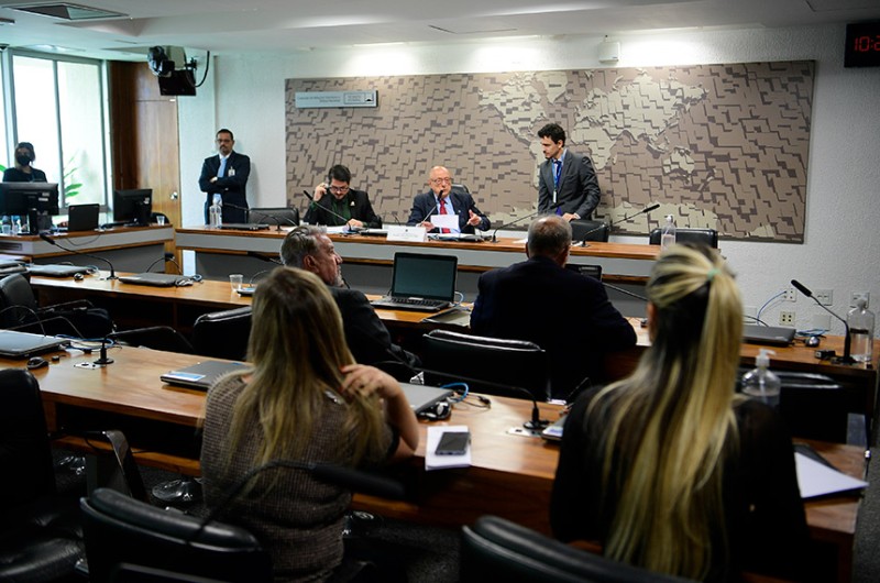 Comissão de Relações Exteriores vota dez acordos internacionais