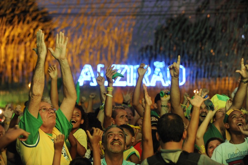 Sem Alzirão, Rio terá alternativas para exibição de jogos da Copa