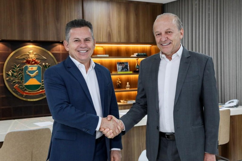 Governador Mauro Mendes reassume o cargo às 14h
