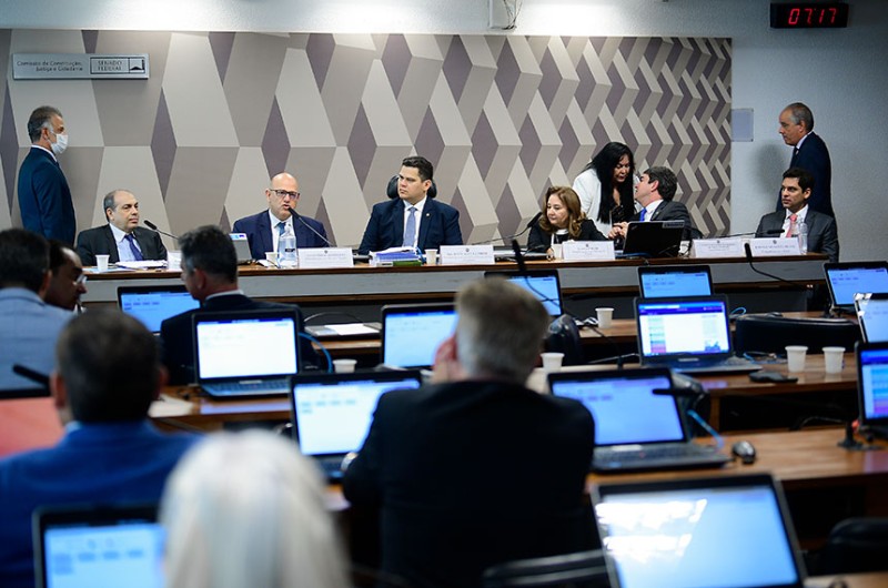 Senado aprova dois novos ministros para para o STJ