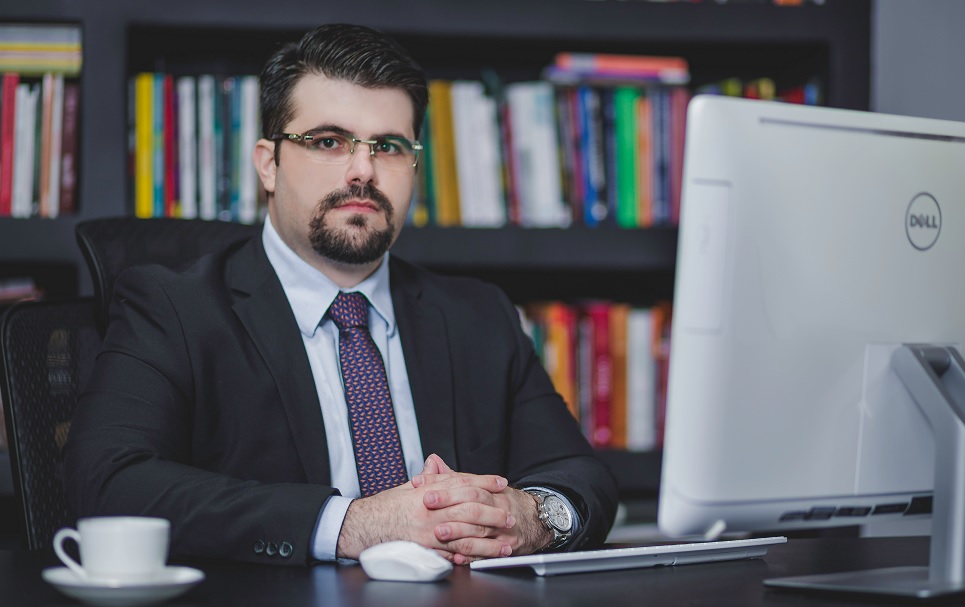 Ministro do STJ anula sentença após advogado não receber intimação por erro na grafia