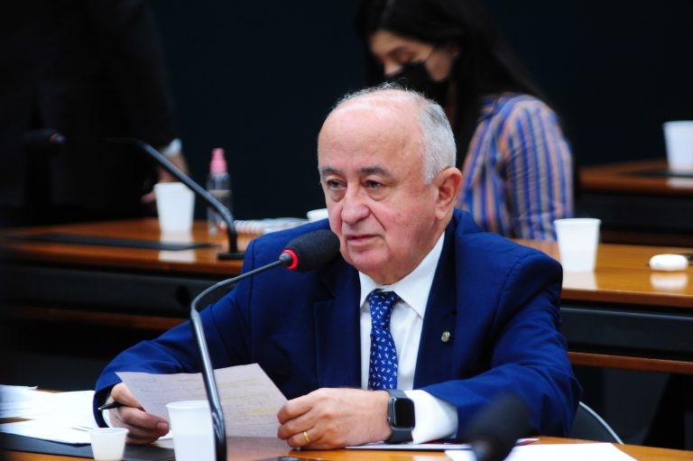 Comissão aprova projeto que proíbe o uso sem consentimento de dado entregue pelos devedores ao Fisco