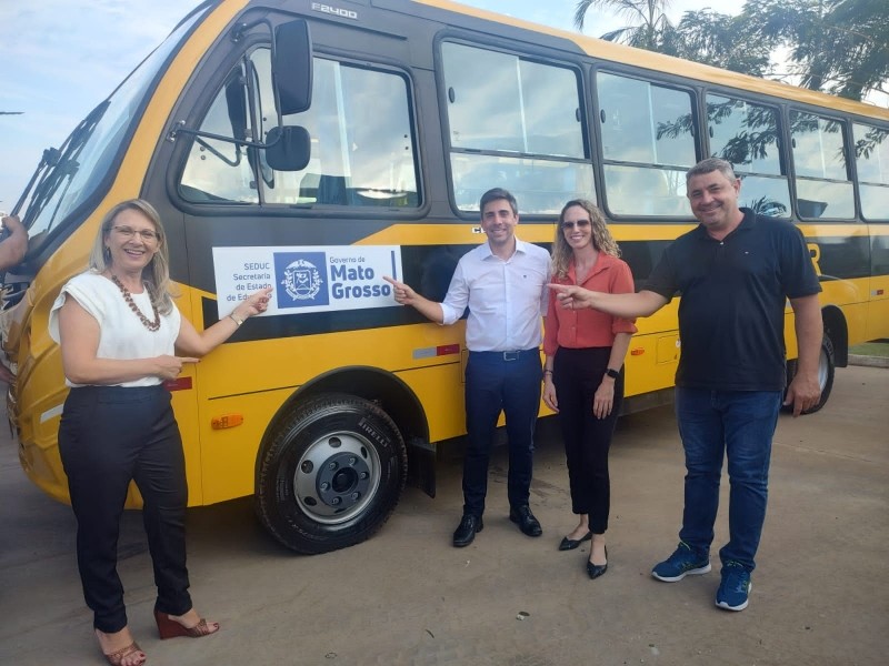 Lucas do Rio Verde recebe novos ônibus escolares do Estado