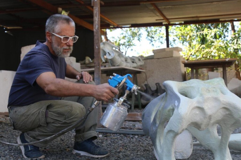 Maior réplica de esqueleto de dinossauro do país integrará acervo do Museu de História Natural