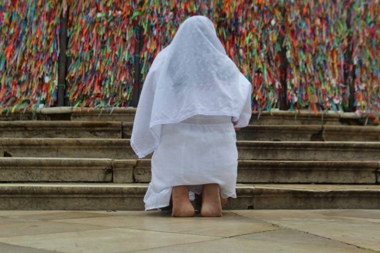 Comissão debate manifestações culturais e religiosidade do povo brasileiro