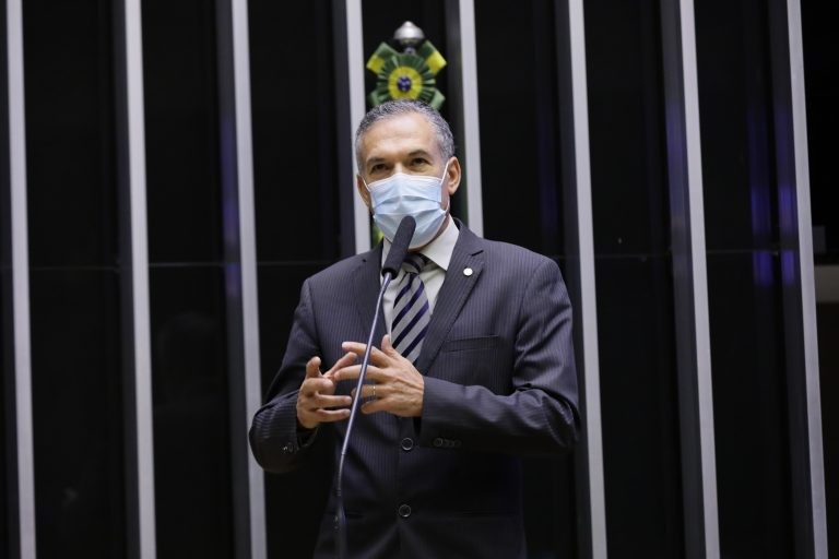 Cancelado debate sobre impacto das geadas na agricultura