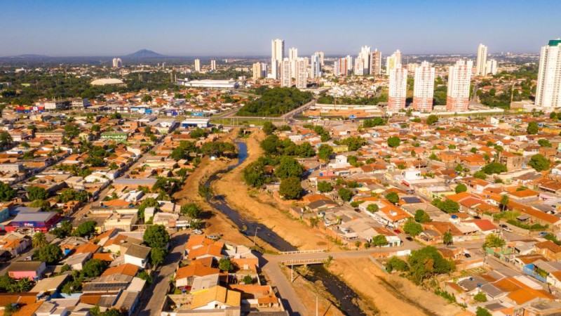 Governo homologa resultado de licitação para asfaltar bairros em Cuiabá