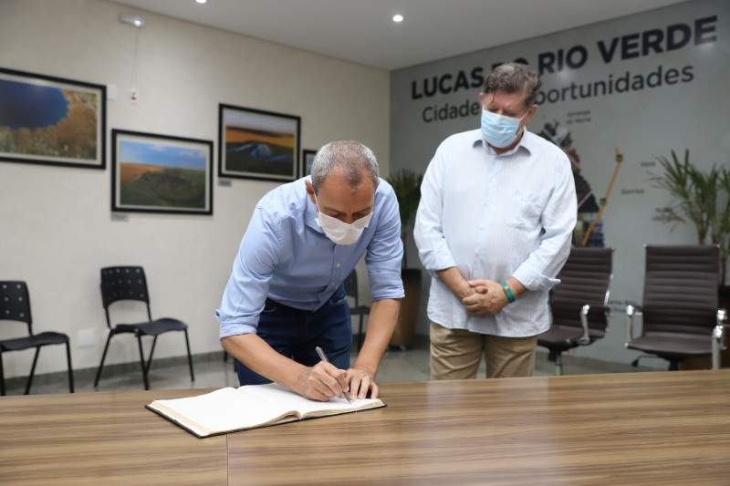 Prefeito Miguel e vice Marcio se licenciam e Daltro Figur assume a Prefeitura