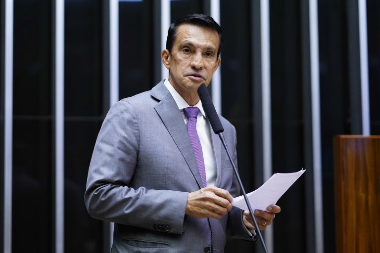 Comissão aprova nova regra de sucessão para compra de estabelecimento comercial