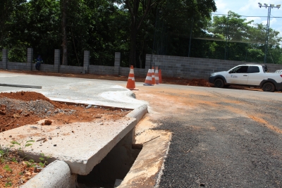 Reposição de tampas de bueiros gera gasto mensal de R$ 9 mil ao Município