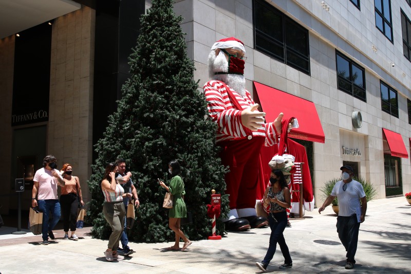 Procon-RJ lança cartilha de orientação para compras de fim de ano
