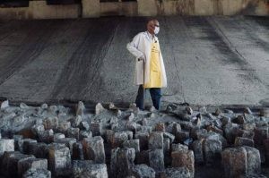 Após derrubada de veto, Lei Padre Júlio Lancelotti é publicada no Diário Oficial