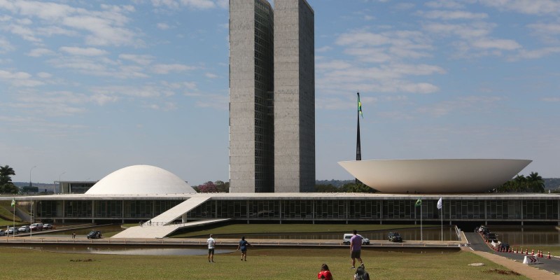 Comissão especial se reúne para votar PEC da reforma administrativa