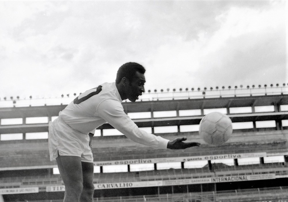 Pelé, atleta do século, morre em São Paulo aos 82 anos