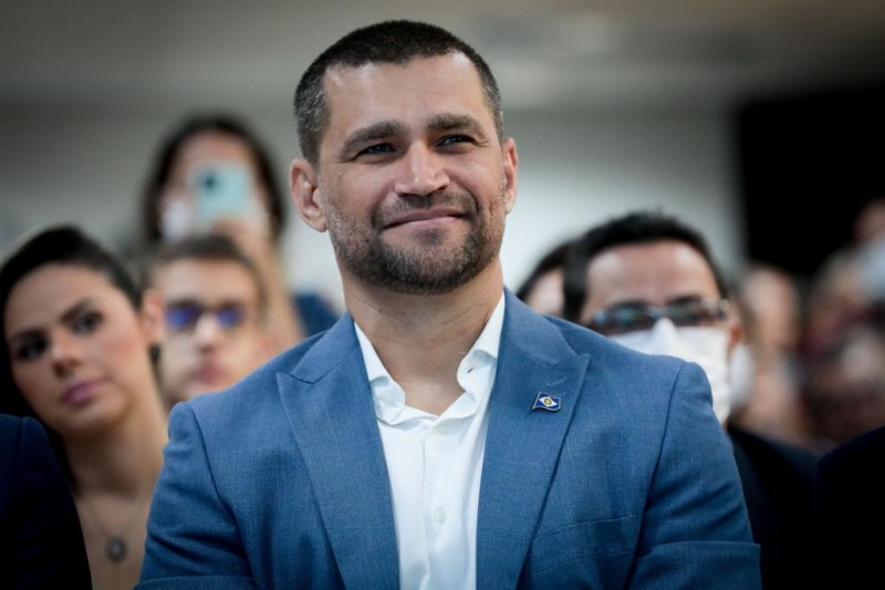 Conheça o perfil do secretário Jefferson Neves