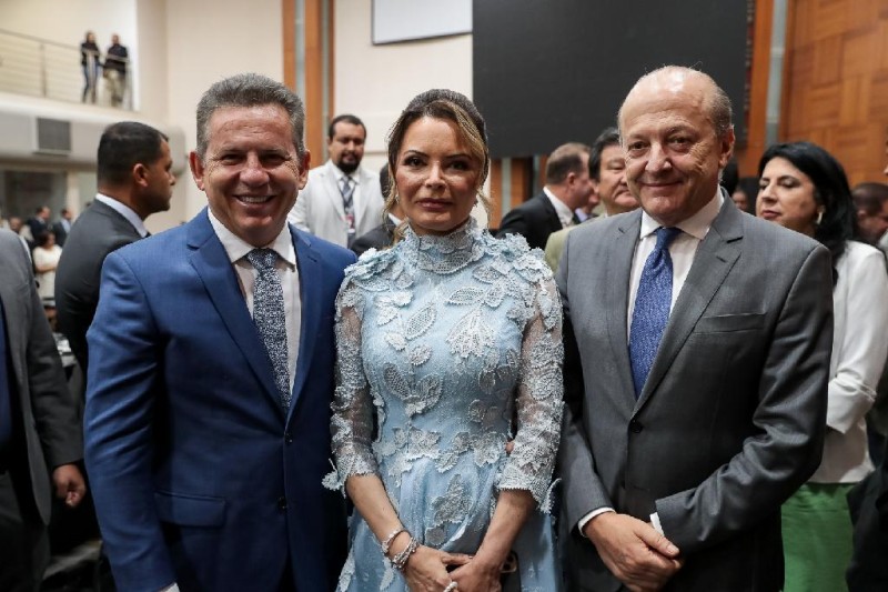 Mauro Mendes é empossado governador: “Quero um Estado que seja ainda mais eficiente para entregar políticas públicas para o cidadão”