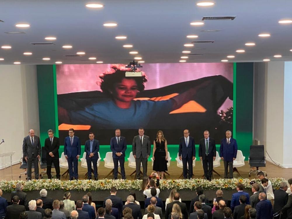 Na posse de Fávaro, Botelho destaca produção sustentável