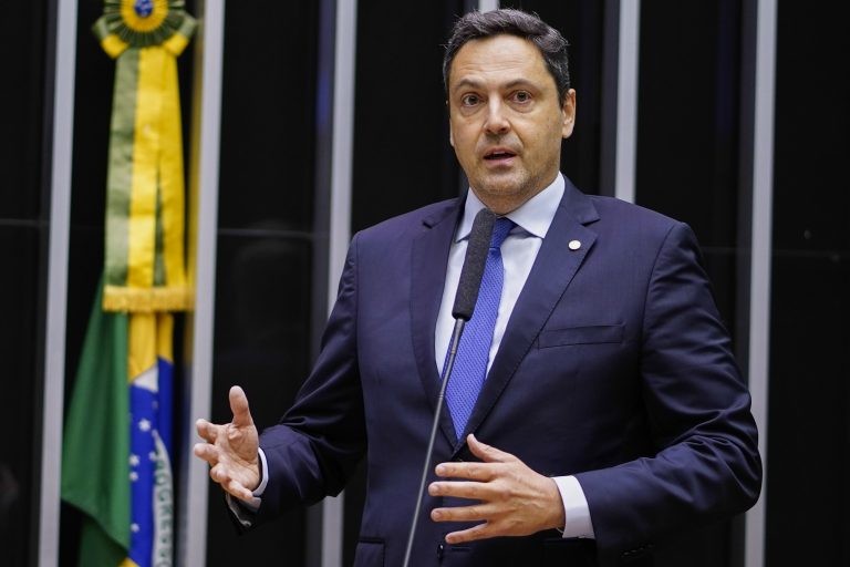 Projeto veda que dados eleitorais em poder de órgãos públicos saiam do Brasil