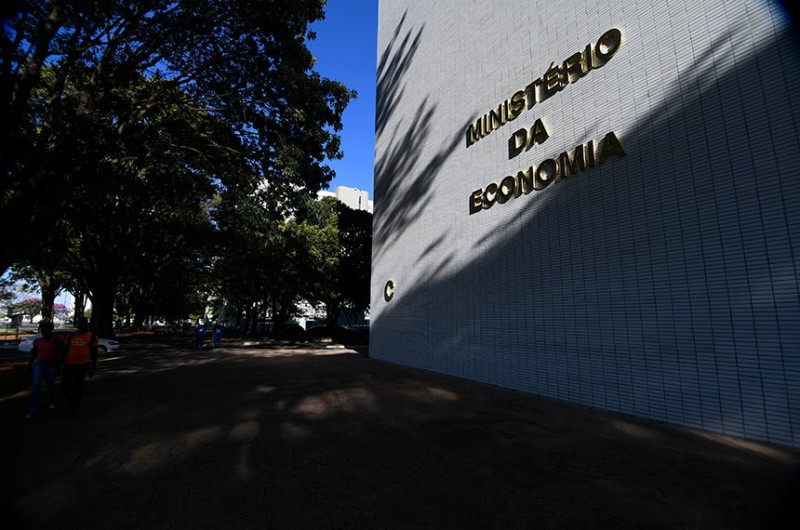Aumento de impostos é medida mais provável do pacote fiscal, diz IFI