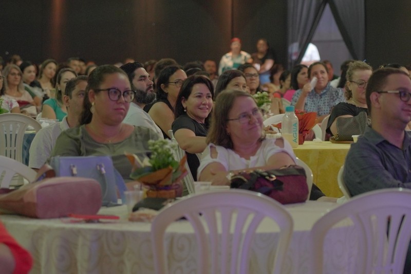 Abertura do ano letivo contou com mais de 1.000 educadores de Lucas do Rio Verde