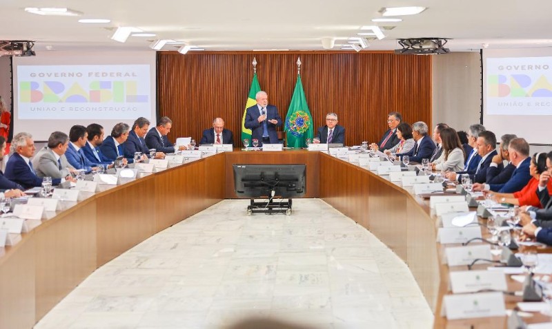 Governador pede prioridade para pavimentar BRs 242 e 158 e duplicar 163 em MT
